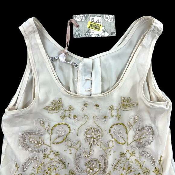 Chelsea and Violet White and Gold Sleeveless Dress - Picture 3 of 8